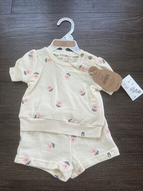 Rabbit & Bear Baby Floral Knit Set - Cream with Pink Flowers Size 3-6 Months
